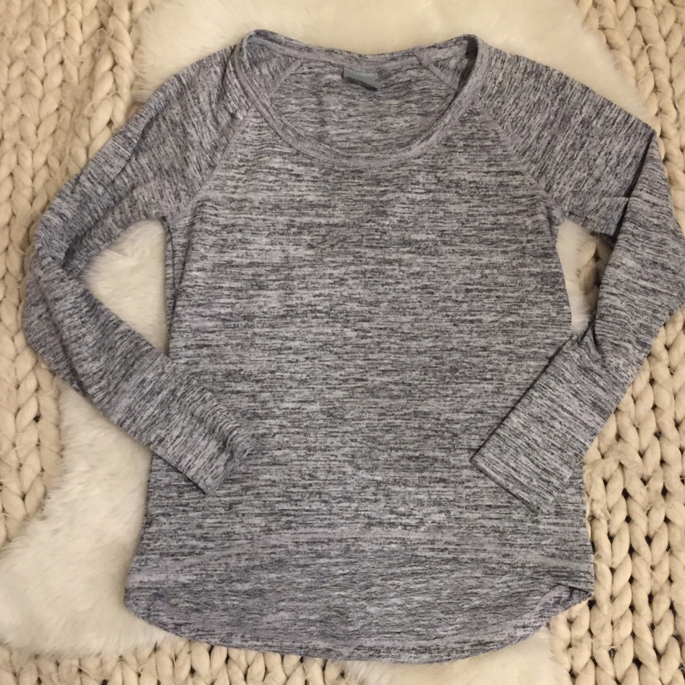 Athleta | Gray Hi-Lo Shirt